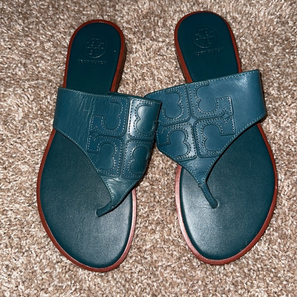TORY BURCH JAIMIE LOGO SANDALS